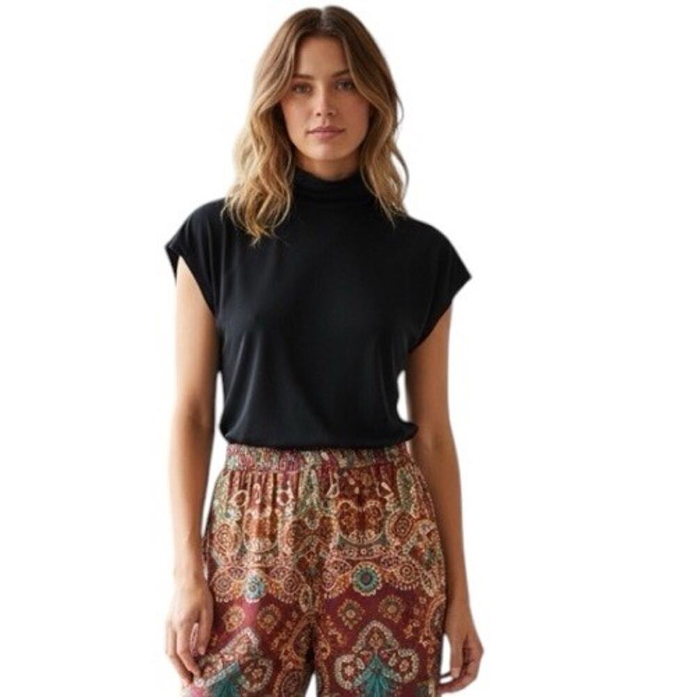 Chico’s Travelers Black Turtleneck Slinky Top Womens Size 1 M Cap Sleeve Stretch